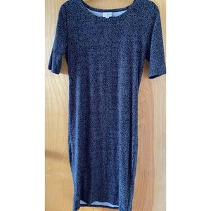 Black & White LulaRoe Julia.  Size S